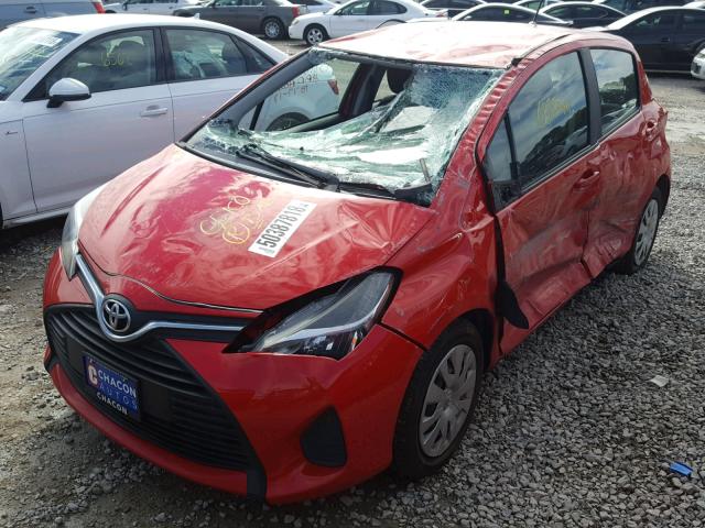 VNKKTUD34FA039101 - 2015 TOYOTA YARIS RED photo 2