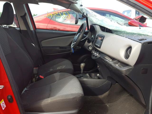 VNKKTUD34FA039101 - 2015 TOYOTA YARIS RED photo 5