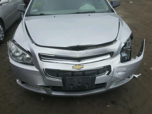 1G1ZB5E07CF252037 - 2012 CHEVROLET MALIBU LS 银色 照片 9