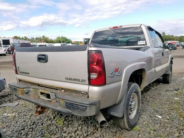 1GCHK29254E314099 - 2004 CHEVROLET SILVERADO SILVER photo 4