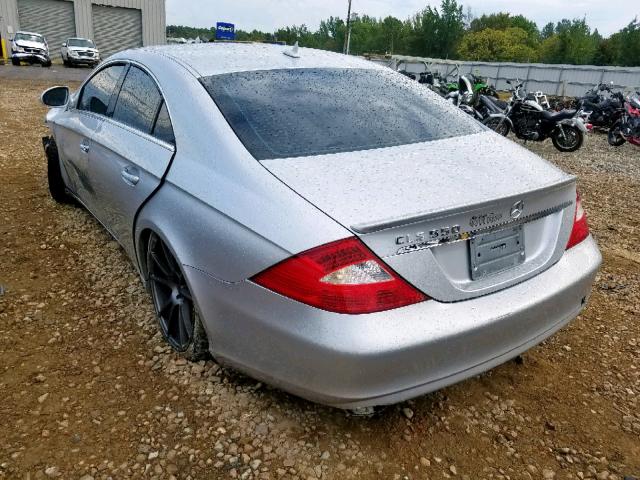 WDDDJ72X17A081036 - 2007 MERCEDES-BENZ CLS 550 SILVER photo 3