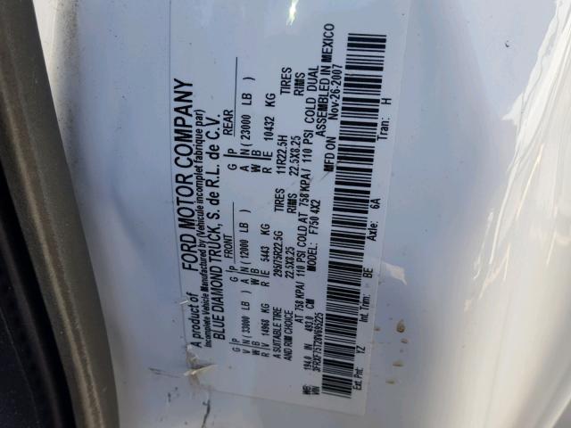 3FRXF75T28V695225 - 2008 FORD F750 SUPER WHITE photo 10