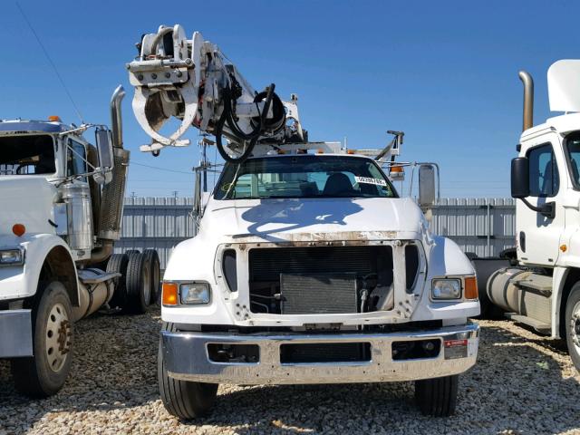 3FRXF75T28V695225 - 2008 FORD F750 SUPER WHITE photo 9