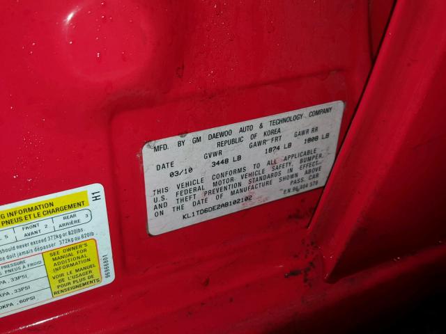 KL1TD6DE2AB102102 - 2010 CHEVROLET AVEO LS RED photo 10