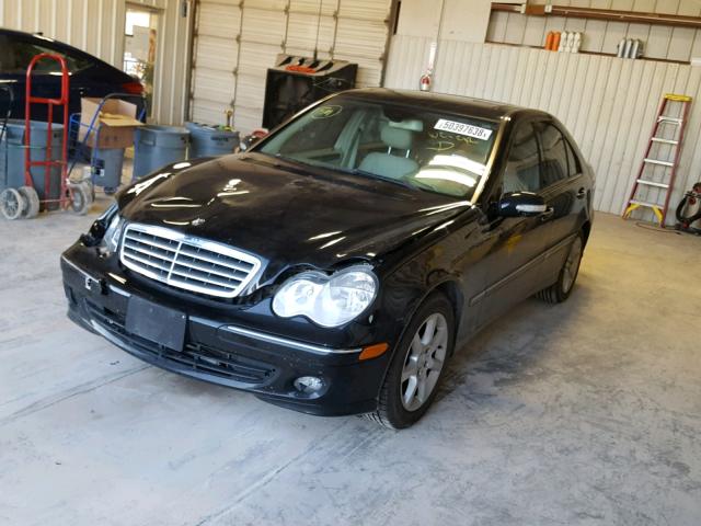 WDBRF54H57F874840 - 2007 MERCEDES-BENZ C 280 BLACK photo 2