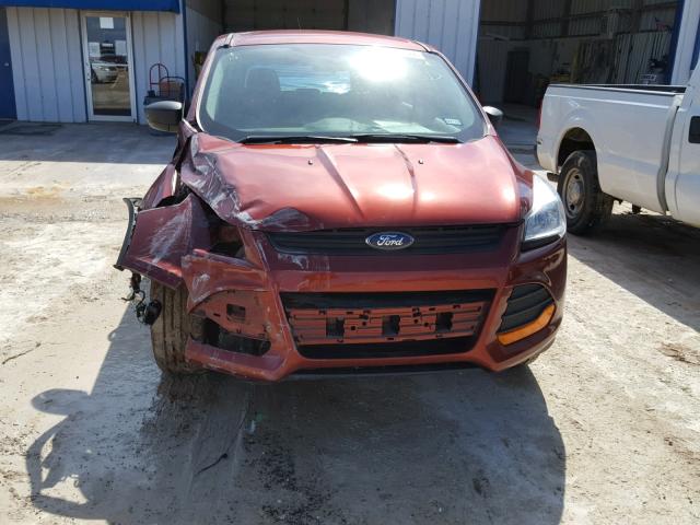 1FMCU0F77FUB48620 - 2015 FORD ESCAPE S MAROON photo 9