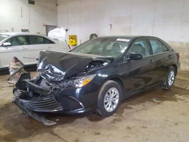 4T1BF1FK2GU508409 - 2016 TOYOTA CAMRY LE GRAY photo 2