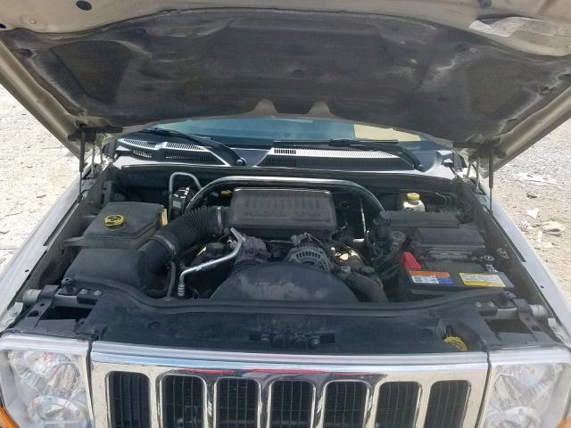 1J8HG58P57C672523 - 2007 JEEP COMMANDER BEIGE photo 7