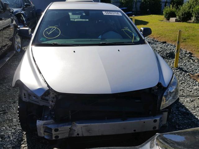 1G1ZA5EUXBF344411 - 2011 CHEVROLET MALIBU LS SILVER photo 9