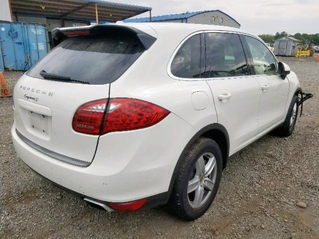 WP1AB2A20BLA55574 - 2011 PORSCHE CAYENNE S WHITE photo 4