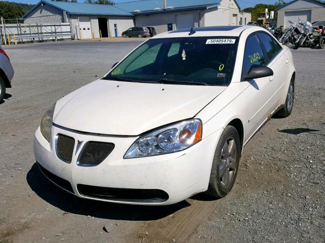 1G2ZH57N084126687 - 2008 PONTIAC G6 GT WHITE photo 2