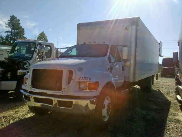 3FRNF6FB4CV419757 - 2012 FORD F650 SUPER WHITE photo 2