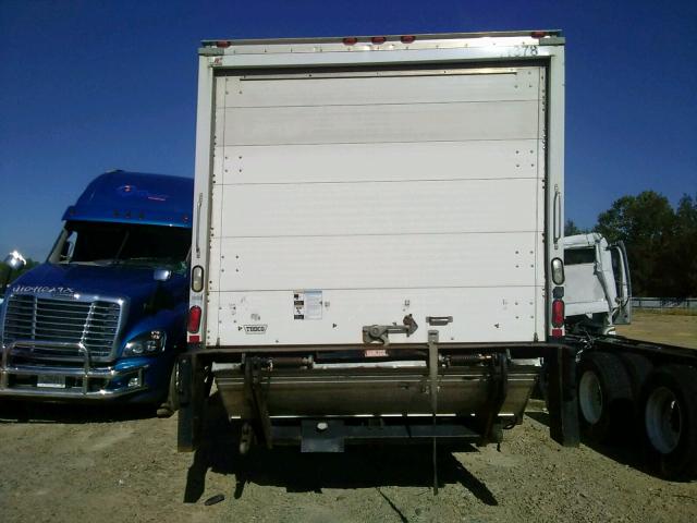 3FRNF6FB4CV419757 - 2012 FORD F650 SUPER WHITE photo 6