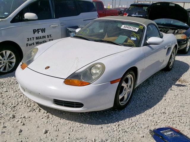 WP0CA2989XU628866 - 1999 PORSCHE BOXSTER WHITE photo 2