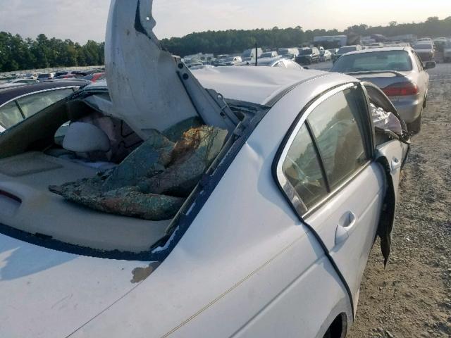 1HGCP26479A048280 - 2009 HONDA ACCORD LXP WHITE photo 9