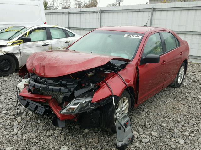 3FAHP0GA8BR272835 - 2011 FORD FUSION S RED photo 2