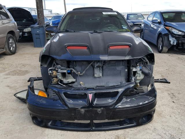 1G2NV52E42C320702 - 2002 PONTIAC GRAND AM G BLACK photo 9