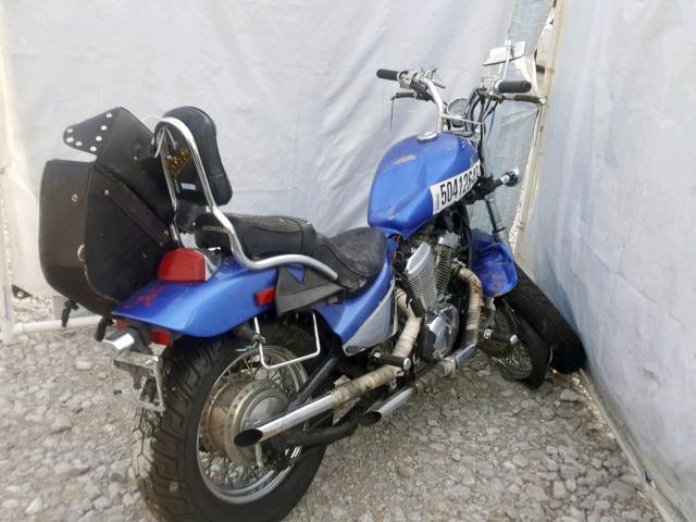 JH2PC2135RM103583 - 1994 HONDA VT600 CD BLUE photo 4