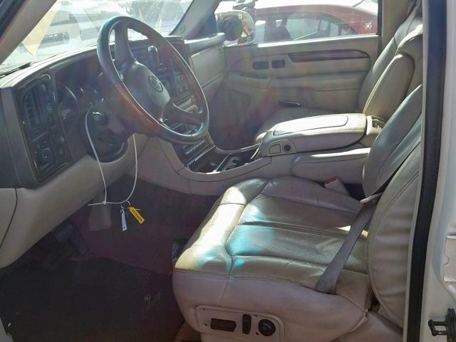 1GYEK63N62R284821 - 2002 CADILLAC ESCALADE L CREAM photo 9