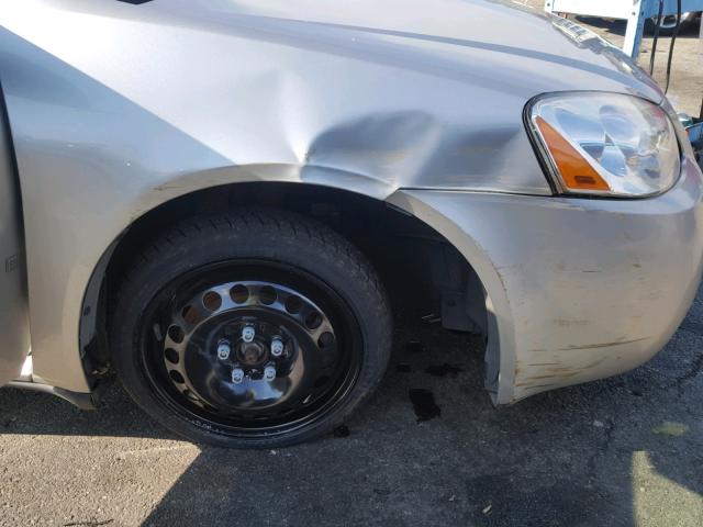 1G2ZF57B384143494 - 2008 PONTIAC G6 VALUE L GRAY photo 9