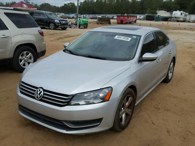 1VWBH7A3XCC050522 - 2012 VOLKSWAGEN PASSAT SE SILVER photo 2