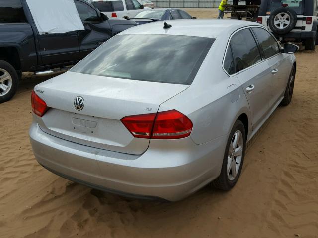 1VWBH7A3XCC050522 - 2012 VOLKSWAGEN PASSAT SE SILVER photo 4