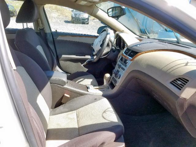 1G1ZC5E08CF330354 - 2012 CHEVROLET MALIBU 1LT WHITE photo 5