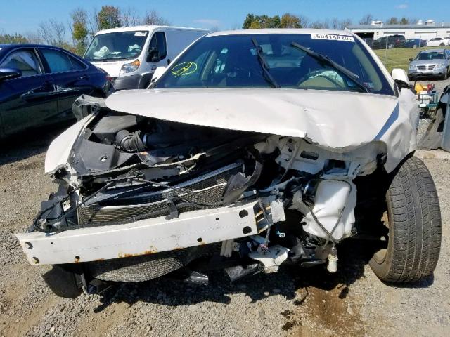 1G1ZC5E08CF330354 - 2012 CHEVROLET MALIBU 1LT WHITE photo 9