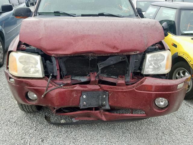 1GKDT13S332119525 - 2003 GMC ENVOY MAROON photo 7