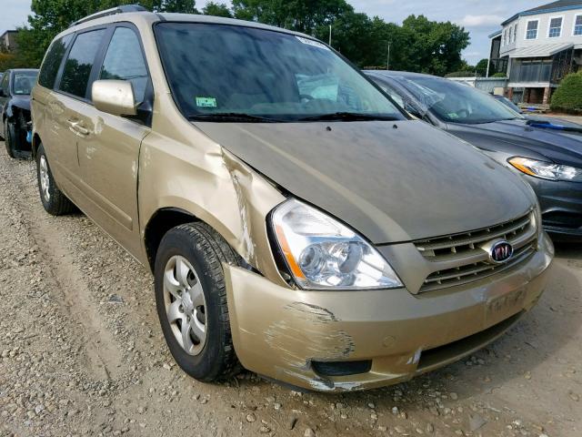 KNDMG4C35A6359627 - 2010 KIA SEDONA LX GOLD photo 1