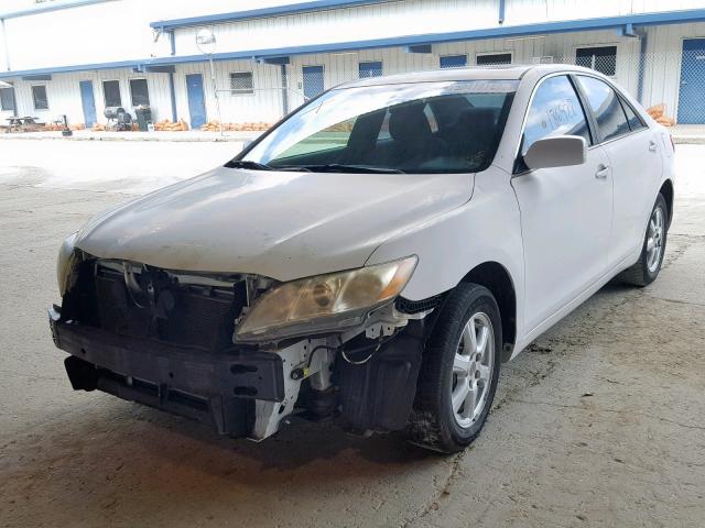 4T4BE46K08R015243 - 2008 TOYOTA CAMRY CE WHITE photo 2