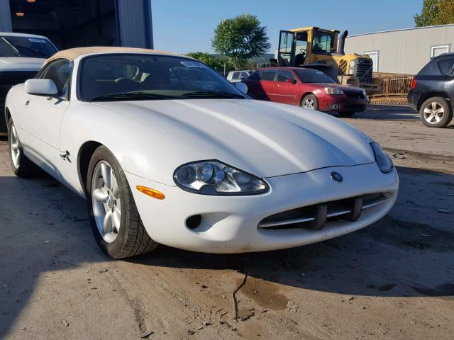 SAJGX2746VC016953 - 1997 JAGUAR XK8 WHITE photo 1