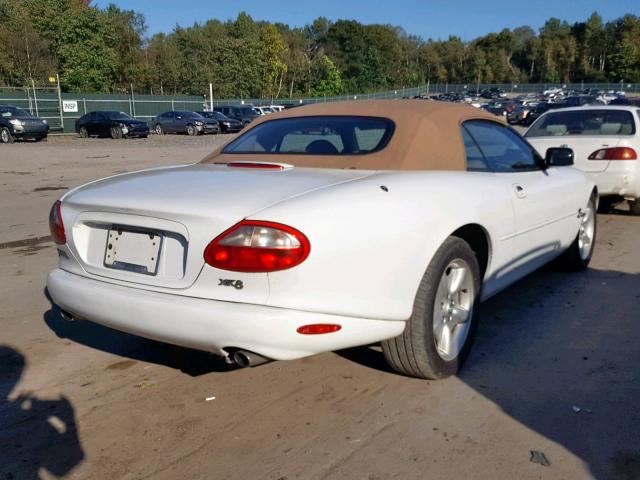 SAJGX2746VC016953 - 1997 JAGUAR XK8 WHITE photo 4