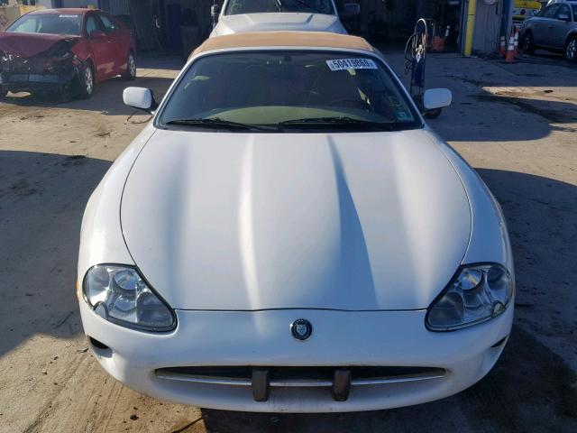 SAJGX2746VC016953 - 1997 JAGUAR XK8 WHITE photo 9