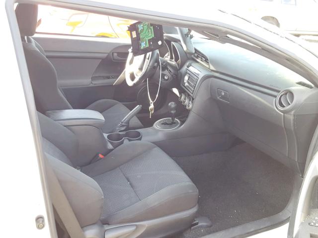 JTKJF5C70B3008621 - 2011 TOYOTA SCION TC 白色 照片 5