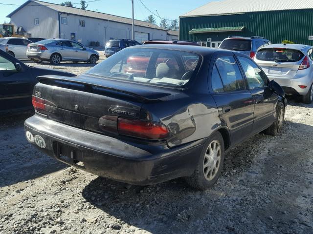 1Y1SK5283SZ073781 - 1995 GEO PRIZM LSI BLACK photo 4