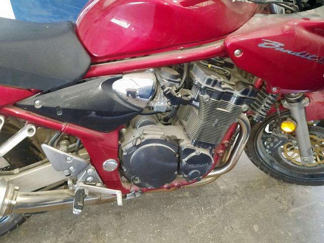 JS1GV77A112100793 - 2001 SUZUKI GSF1200 BA MAROON photo 7