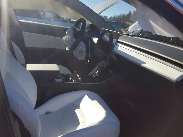 5YJ3E1EB6JF074976 - 2018 TESLA MODEL 3 GRAY photo 5