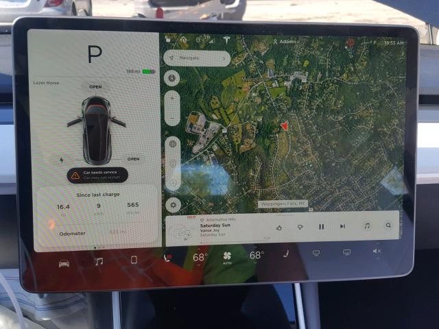 5YJ3E1EB6JF074976 - 2018 TESLA MODEL 3 GRAY photo 9