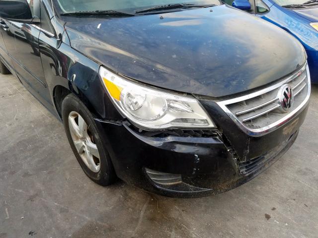 2V4RW3D17AR407577 - 2010 VOLKSWAGEN ROUTAN SE BLACK photo 9