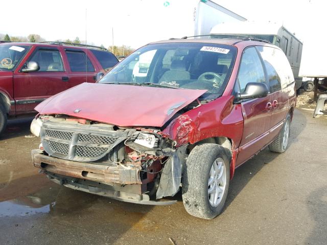 1B4GP45L5XB845314 - 1999 DODGE CARAVAN SE RED photo 2