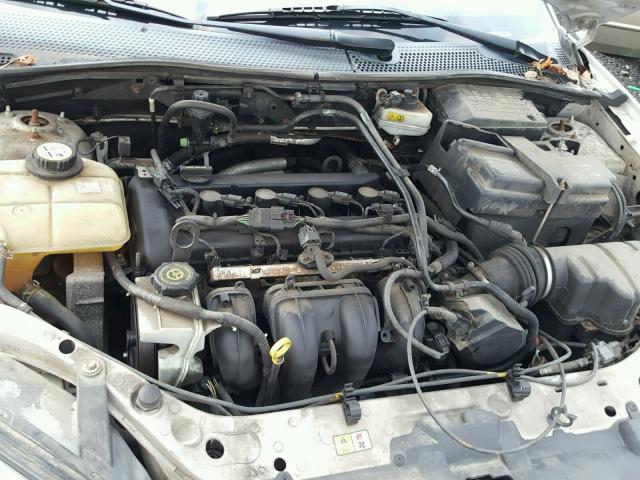 1FAFP31N26W164380 - 2006 FORD FOCUS ZX3 GRAY photo 7