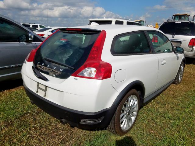 YV1MK672892145806 - 2009 VOLVO C30 T5 WHITE photo 4