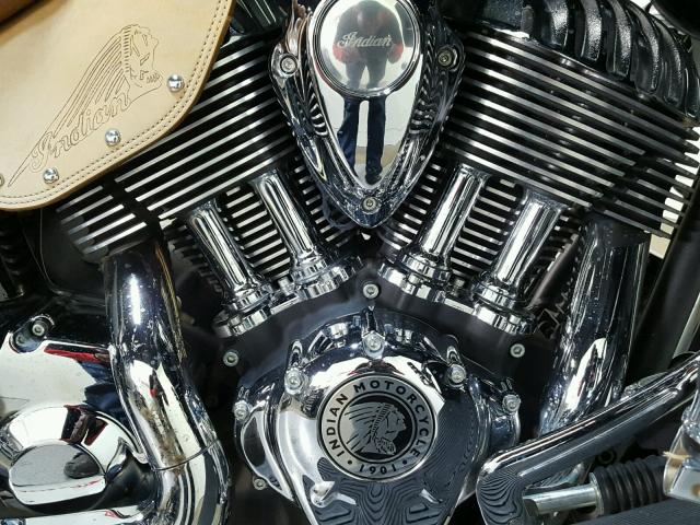 56KTRAAA2G3330709 - 2016 INDIAN MOTORCYCLE CO. ROADMASTER BLACK photo 12