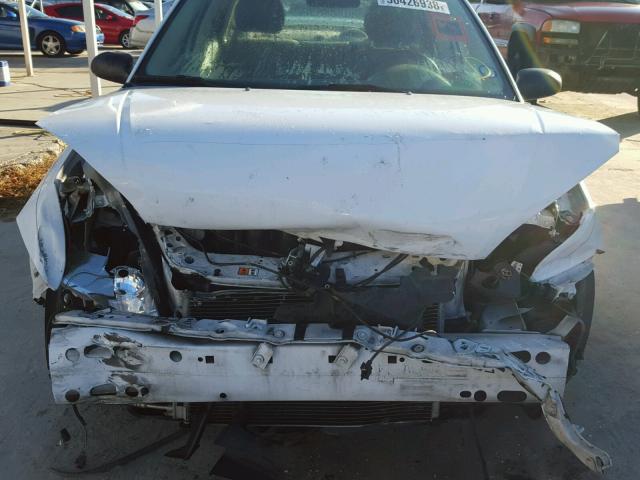 1FAHP34N27W143051 - 2007 FORD FOCUS ZX4 WHITE photo 9