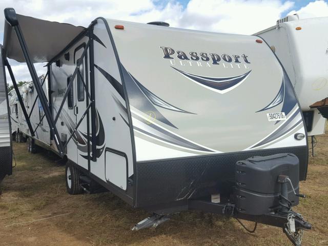 4YDT15315HT415754 - 2017 KEYSTONE PASSPORT 白色 照片 1