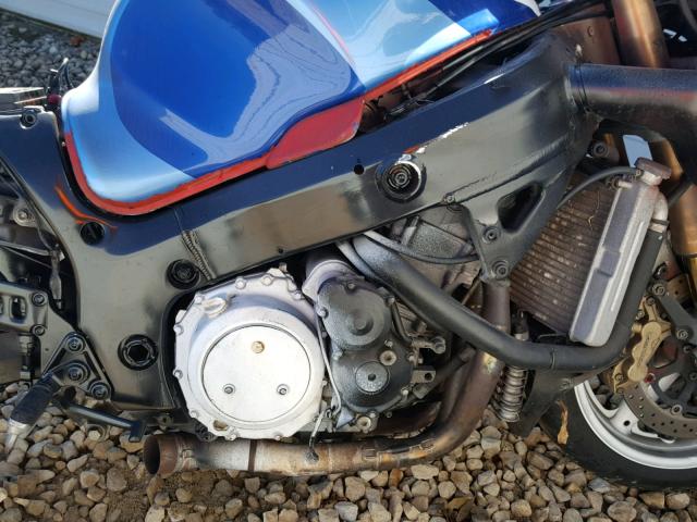 JS1GW71A162109698 - 2006 SUZUKI GSX1300 R TWO TONE photo 7