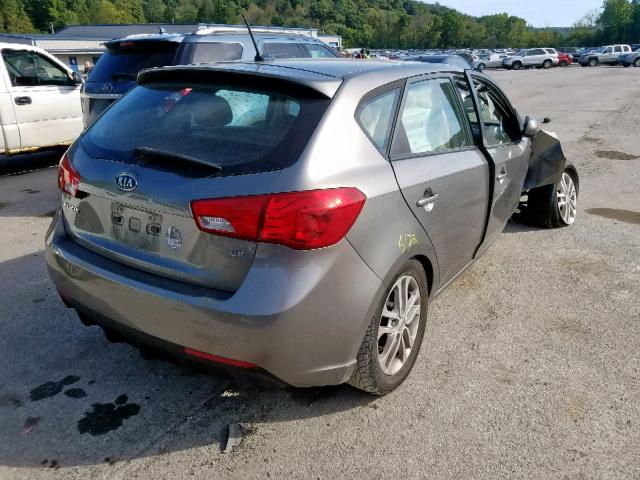 KNAFU5A2XB5389387 - 2011 KIA FORTE EX GRAY photo 4