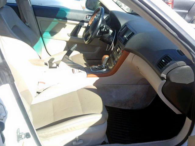 4S4BL86C264212069 - 2006 SUBARU LEGACY OUT WHITE photo 5