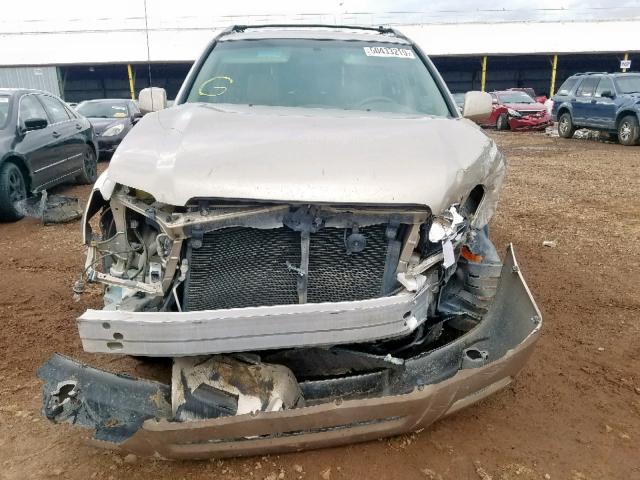 JTEDP21A650084618 - 2005 TOYOTA HIGHLANDER GOLD photo 9